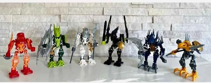 LEGO Bionicle Stars Set, 7116, 7117, 7135, 7136, 7137,7138 thumbnail