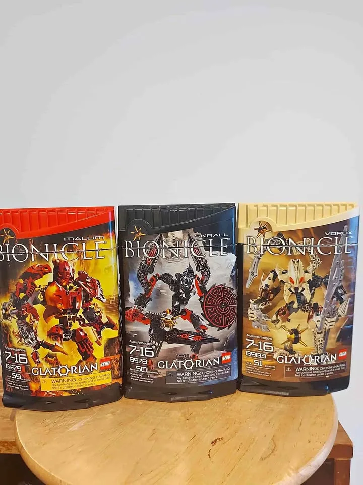 LEGO BIONICLES GLATORIAN Set 8979, 8979, 8983 thumbnail