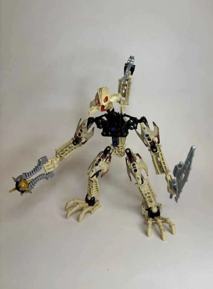 LEGO BIONICLES GLATORIAN Set 8979, 8979, 8983 image indicator(8)