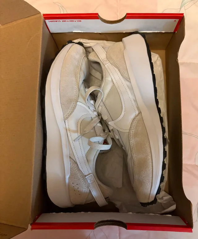 Nike Waffle Debut Shoes - Women’s - Size 7.5 image indicator(9)