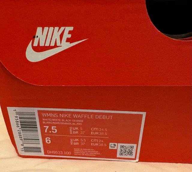 Nike Waffle Debut Shoes - Women’s - Size 7.5 image indicator(10)