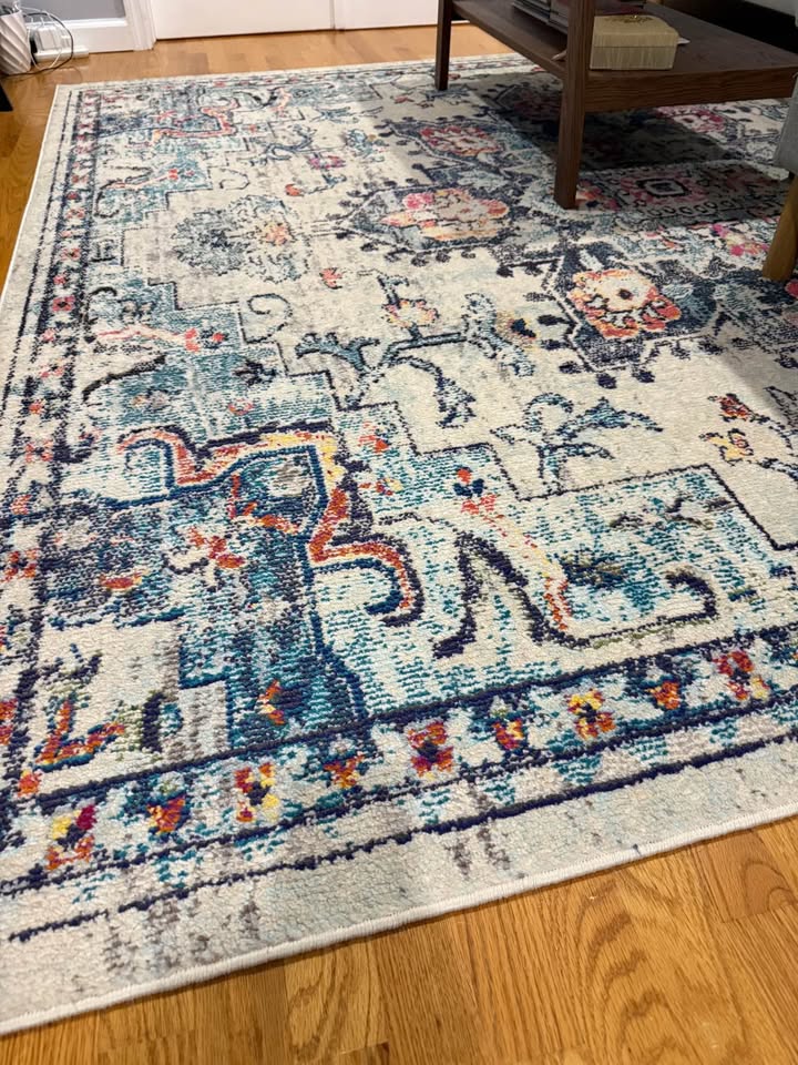 Rug (7'7" x 7'9") - photo 2