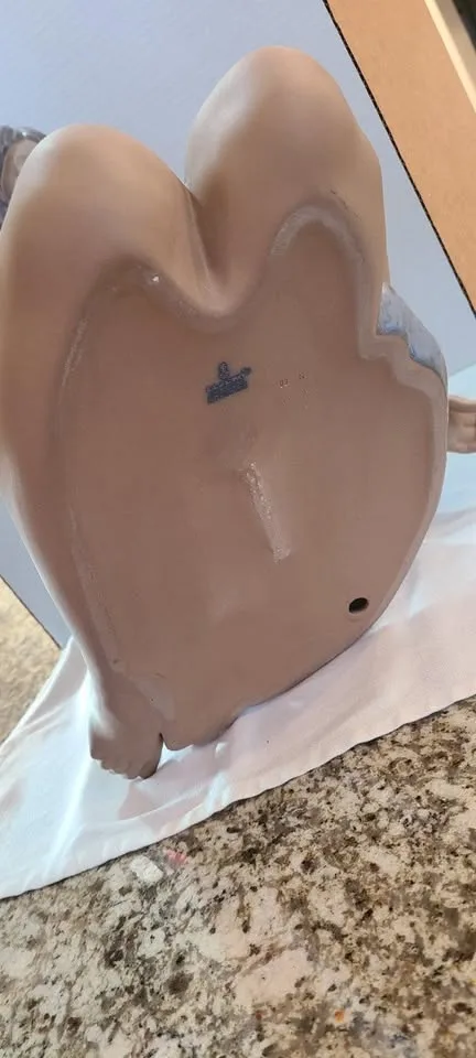 Lladro Nude with Rose Large Figurine image indicator(9)