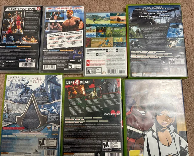 Empty Video Game Cases image indicator(2)