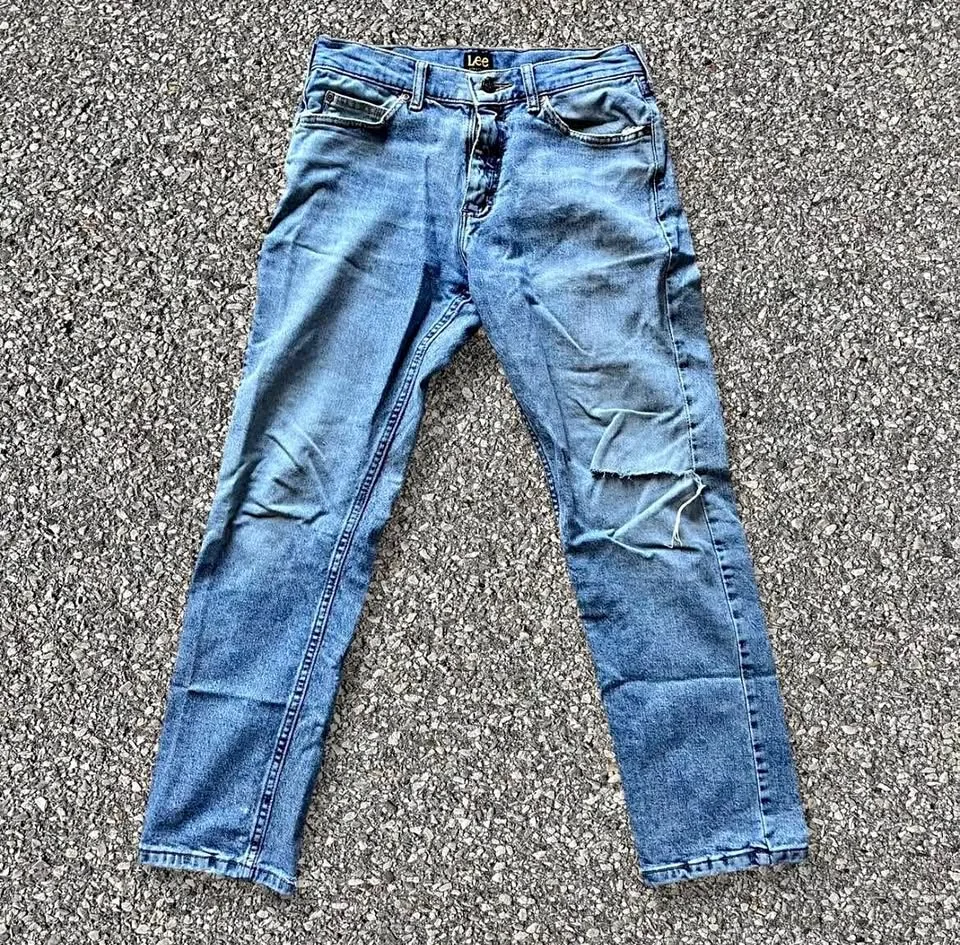 Lee Extreme Motion Athletic Fit Tapered Jeans thumbnail