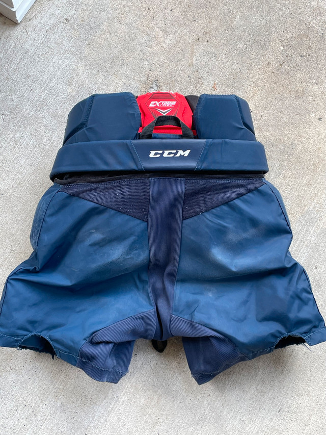 Free CCM goalie pants - photo 2