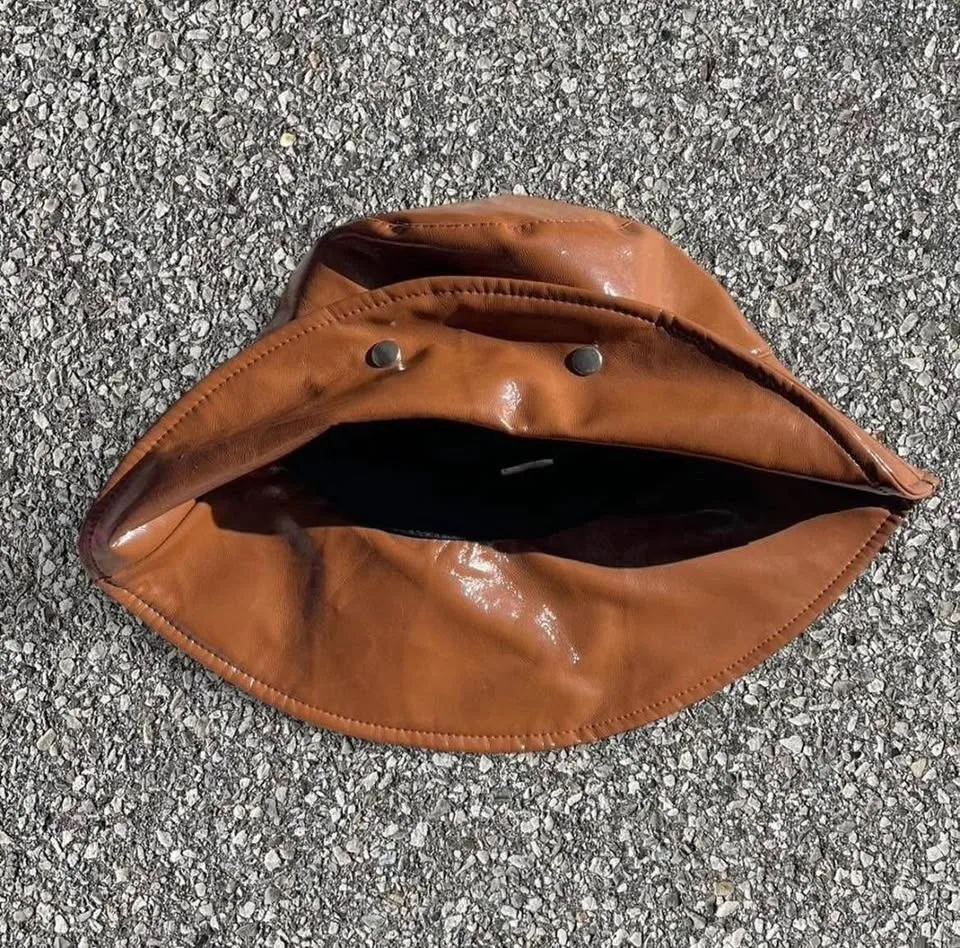 faux leather bucket hat in #brown 🐻🤎 image indicator(2)