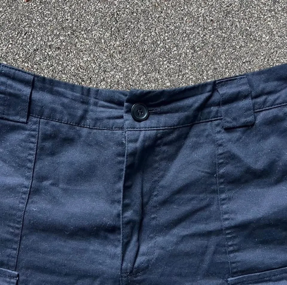 Plain Black/Blue cargo shorts image indicator(2)