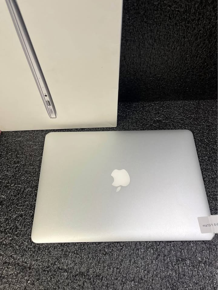 MacBook Air 13” 8GB 128SSD Box Included - photo 4
