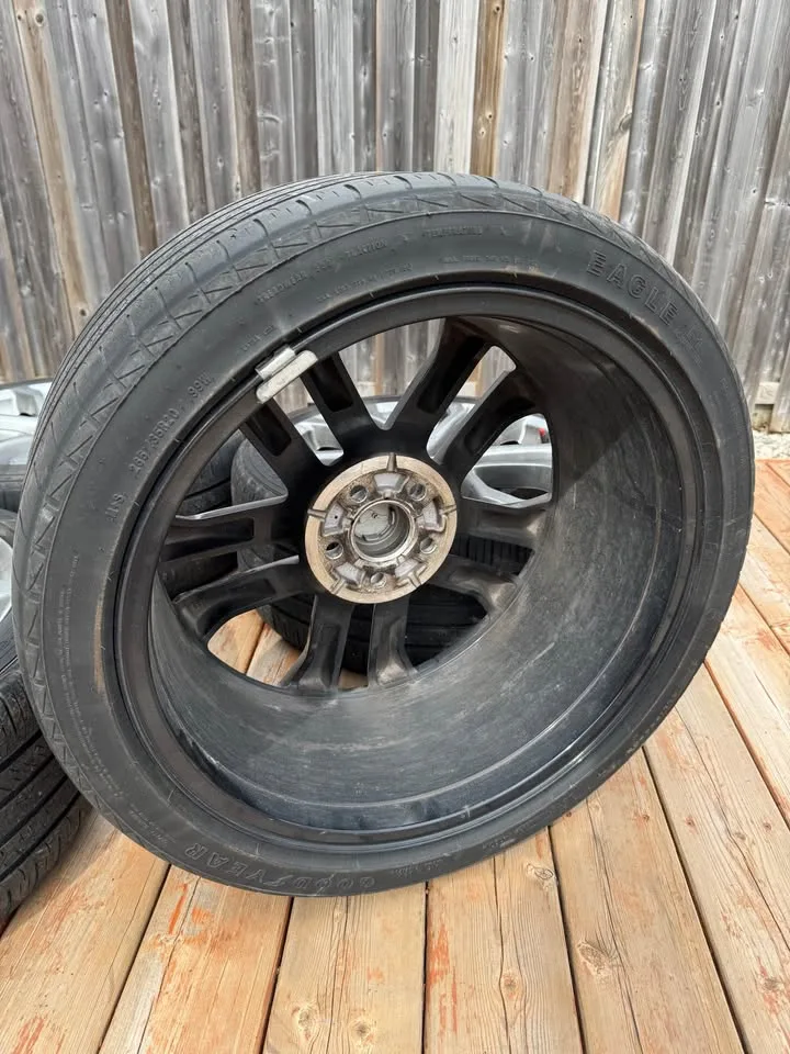 20” Ford Mustang GT Oem Wheels image indicator(8)