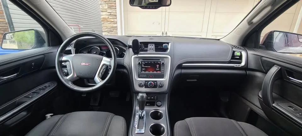 2014 GMC Acadia image indicator(7)