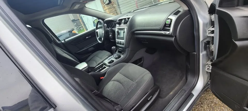 2014 GMC Acadia image indicator(10)