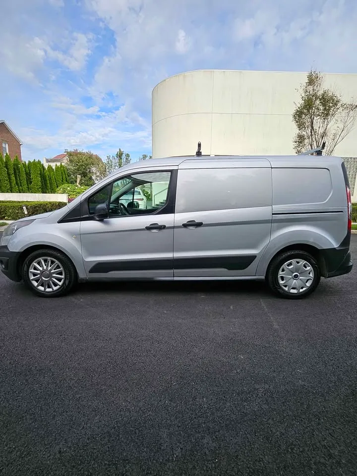 2014 Ford Transit Connect Cargo Van · XL Van 4D image indicator(2)