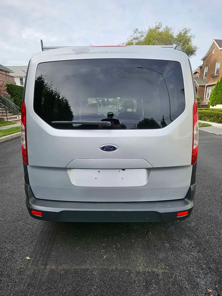 2014 Ford Transit Connect Cargo Van · XL Van 4D image indicator(4)