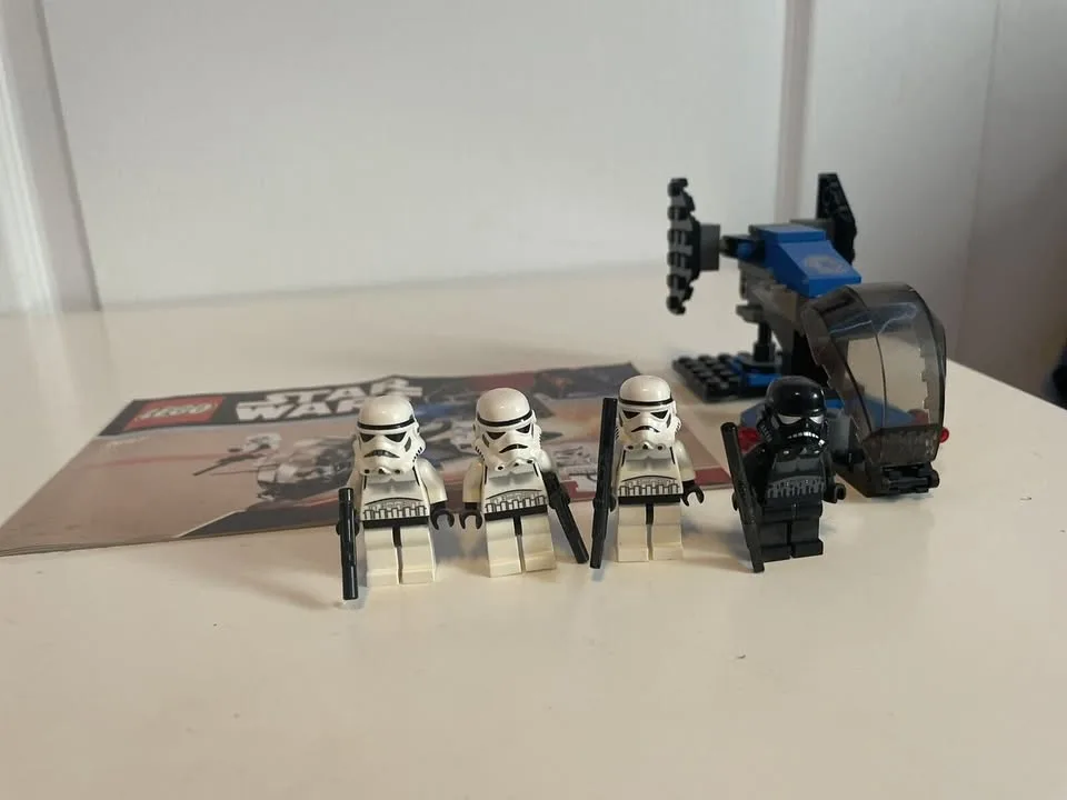 LEGO STARWARS Storm Trooper Battle Packs/Army Builder. image indicator(2)