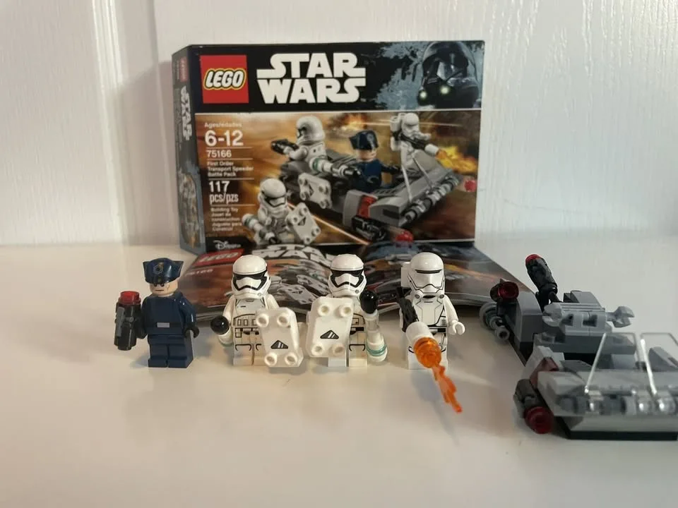 LEGO STARWARS Storm Trooper Battle Packs/Army Builder. image indicator(6)