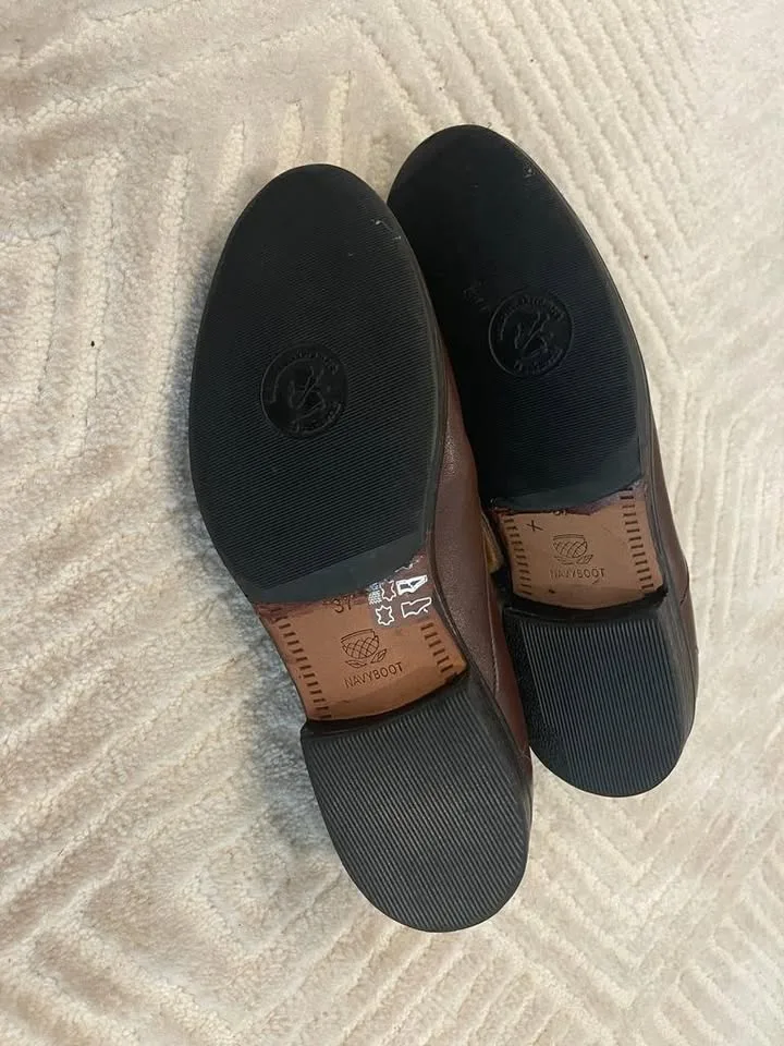 NavyBoot Leather Brown Loafers image indicator(5)