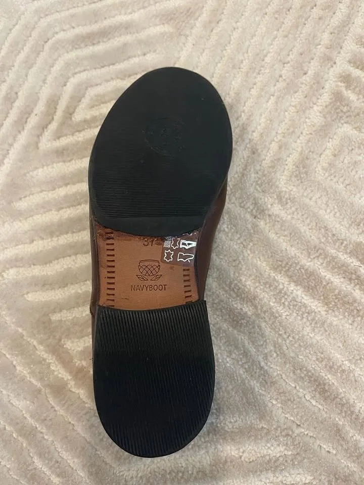 NavyBoot Leather Brown Loafers image indicator(6)