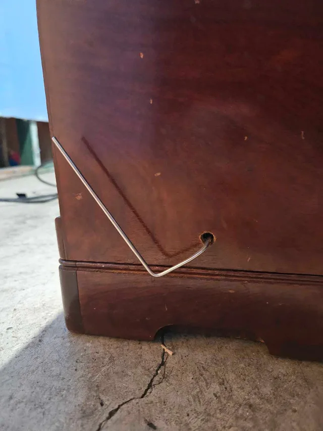 Singer 128 Sewing Machine (1939) – Complete Set image indicator(2)