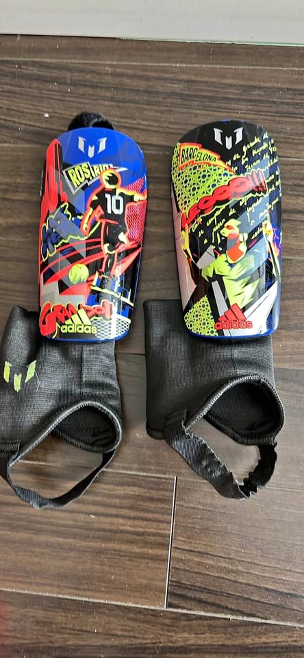Adidas Messi shin guards