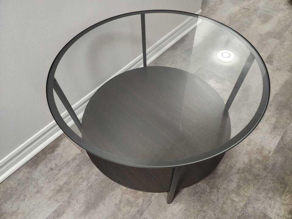 Modern Glass & Wood Side Table – Like New! - photo 4