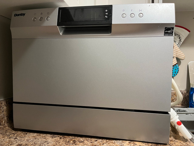 Danby DDW631SDB Countertop Dishwasher in Silver - photo 3