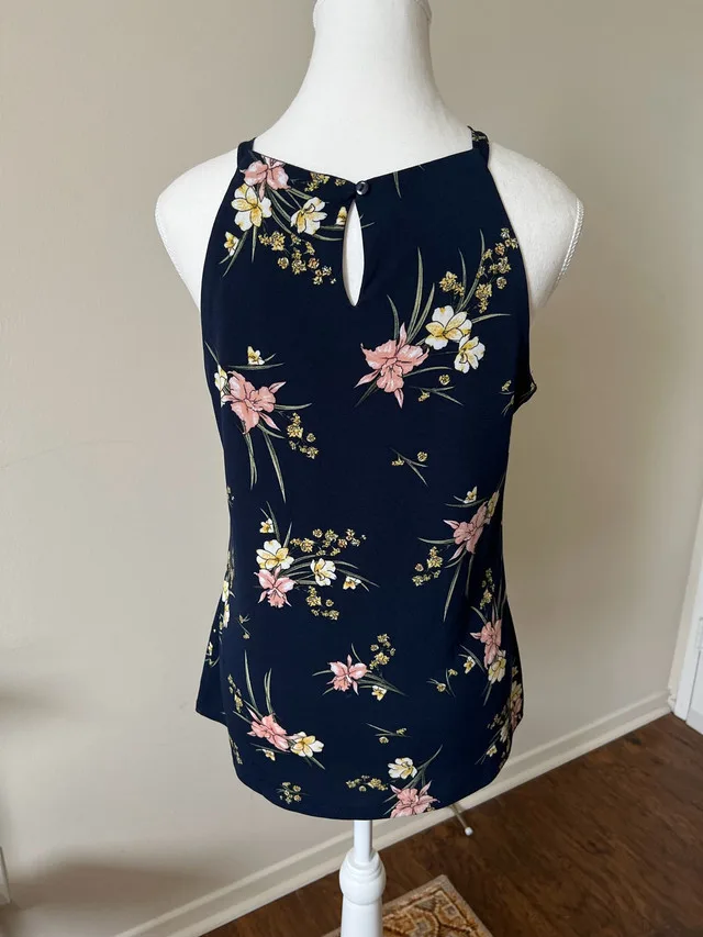 Floral Halter Top image indicator(5)