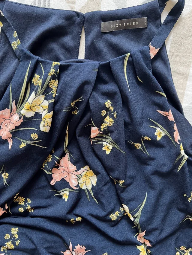 Floral Halter Top image indicator(7)