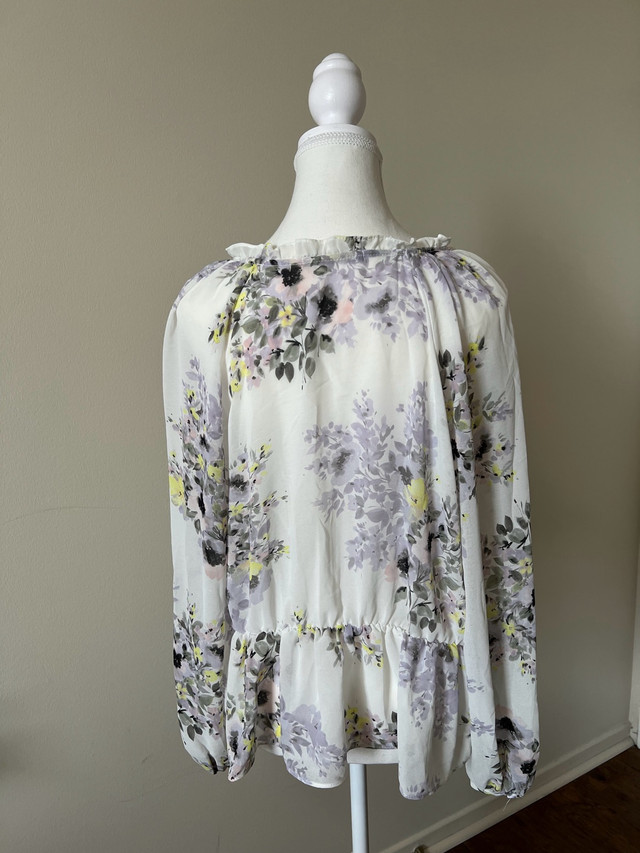 Suzy Shier floral top - photo 3