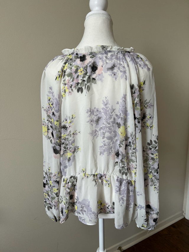 Suzy Shier floral top - photo 4