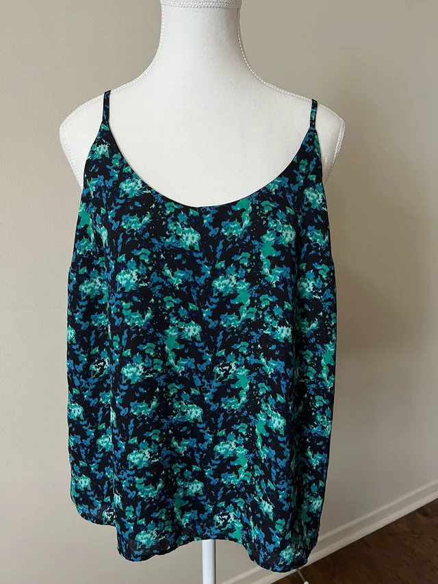 Floral Tank Top image indicator(3)