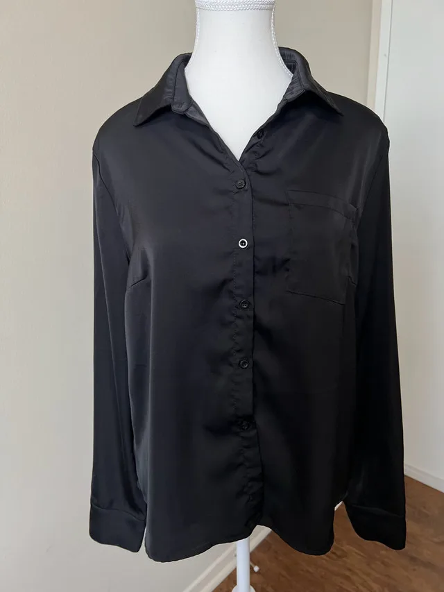 Satin Blouse image indicator(2)