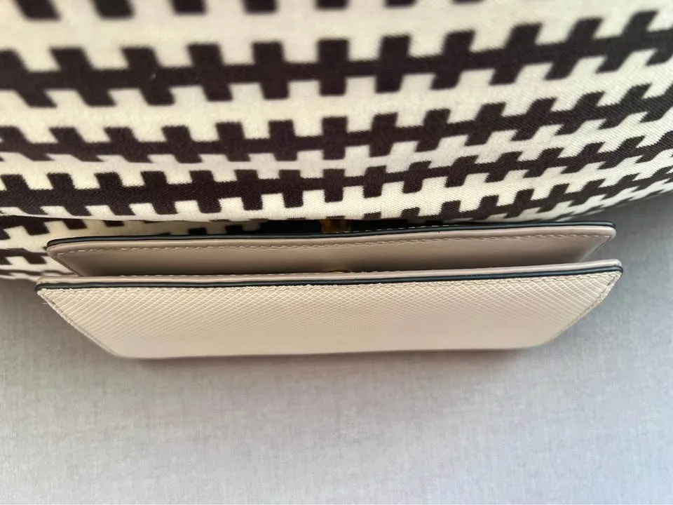 Marc Jacobs Bow Leather Wallet - Taupe Gray image indicator(8)