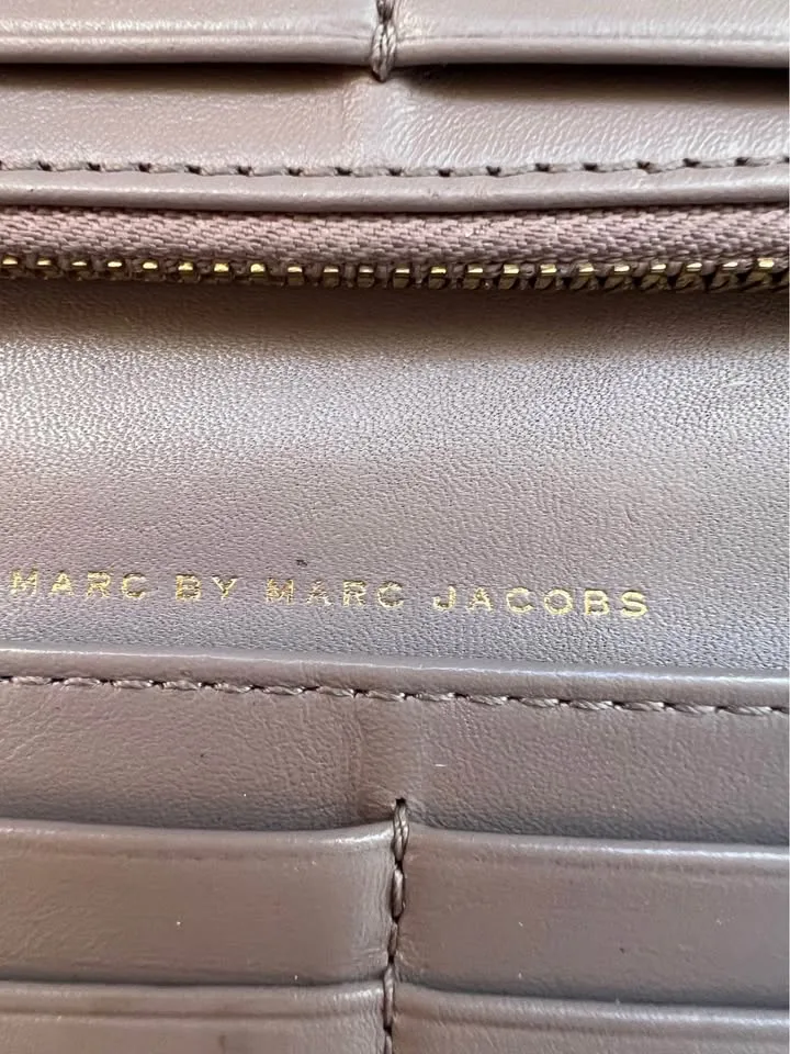Marc Jacobs Bow Leather Wallet - Taupe Gray image indicator(9)