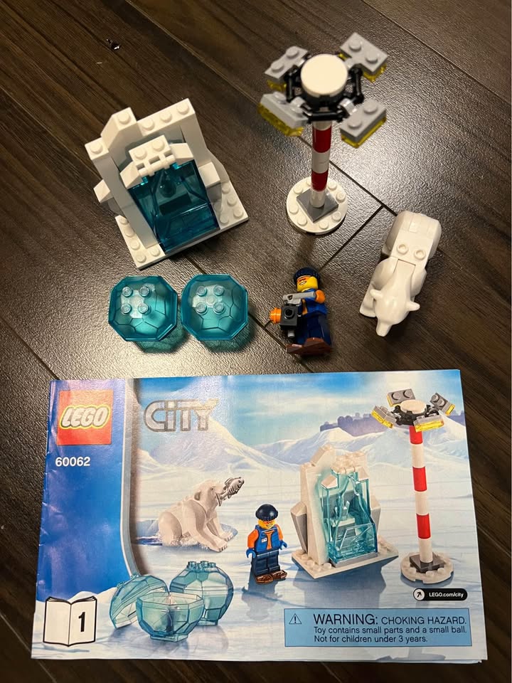 Lego City Arctic Icebreaker 60062 - photo 2