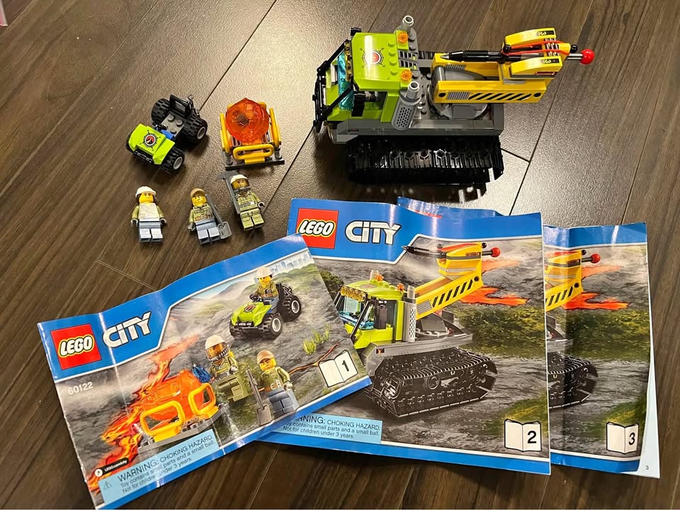 LEGO City Volcano Crawler 60122