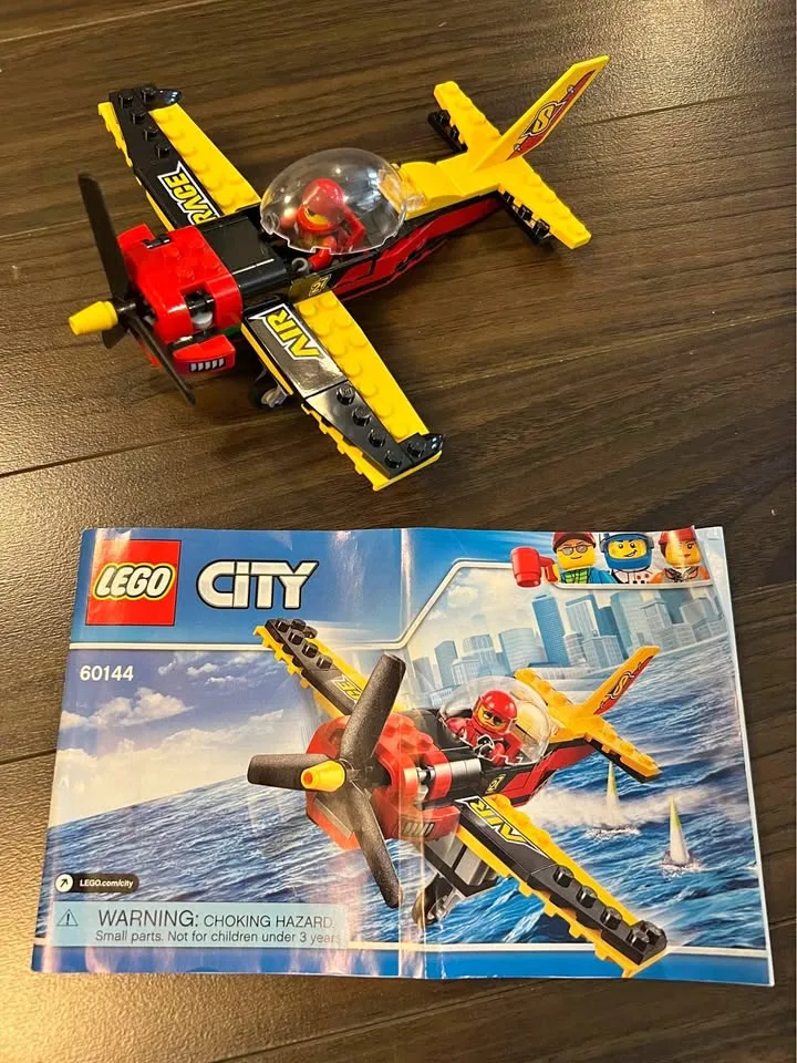 LEGO City Race Plane 60144 thumbnail