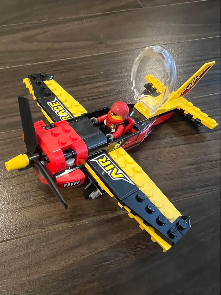 LEGO City Race Plane 60144 - photo 2