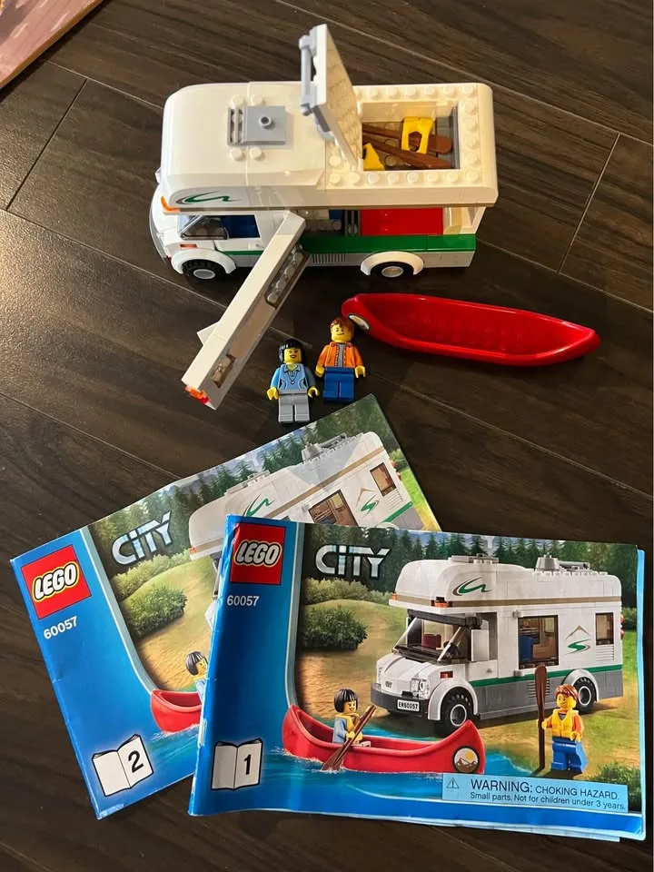 LEGO City Camper Van Set 60057 image indicator(2)