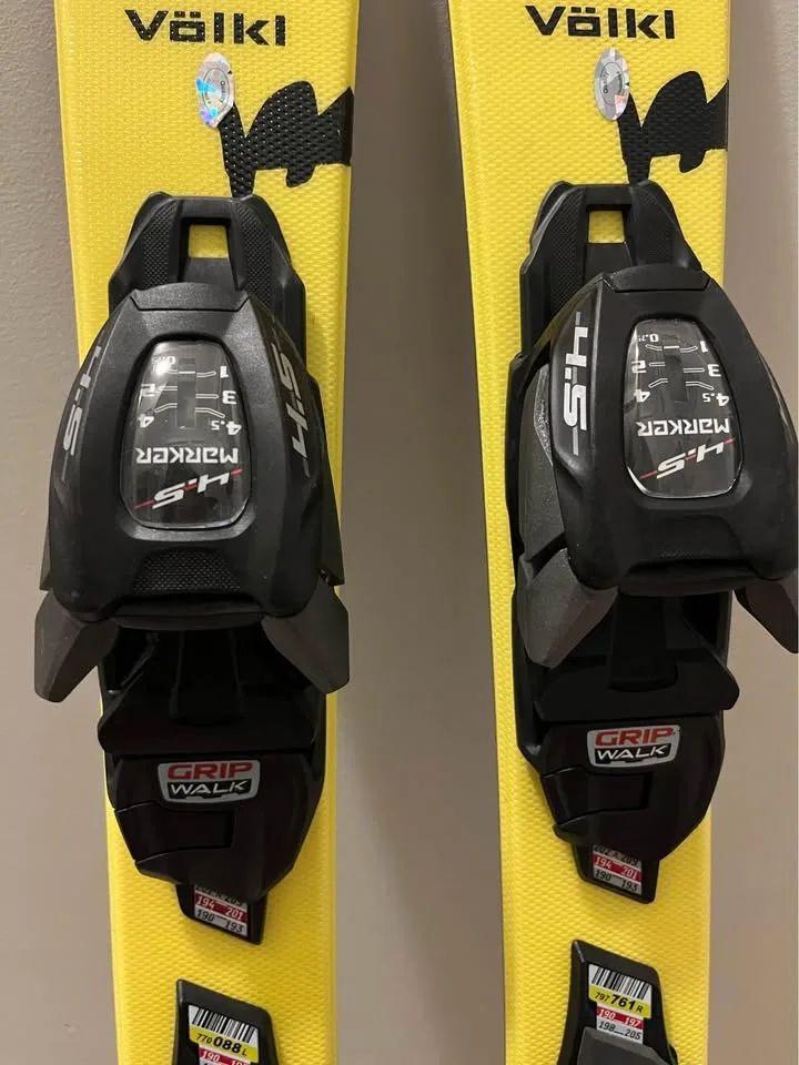 Volkl Revolt Jr (Kids Skis) 86cm image indicator(2)