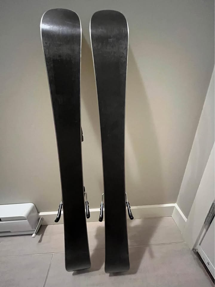Volkl Revolt Jr (Kids Skis) 86cm - photo 4
