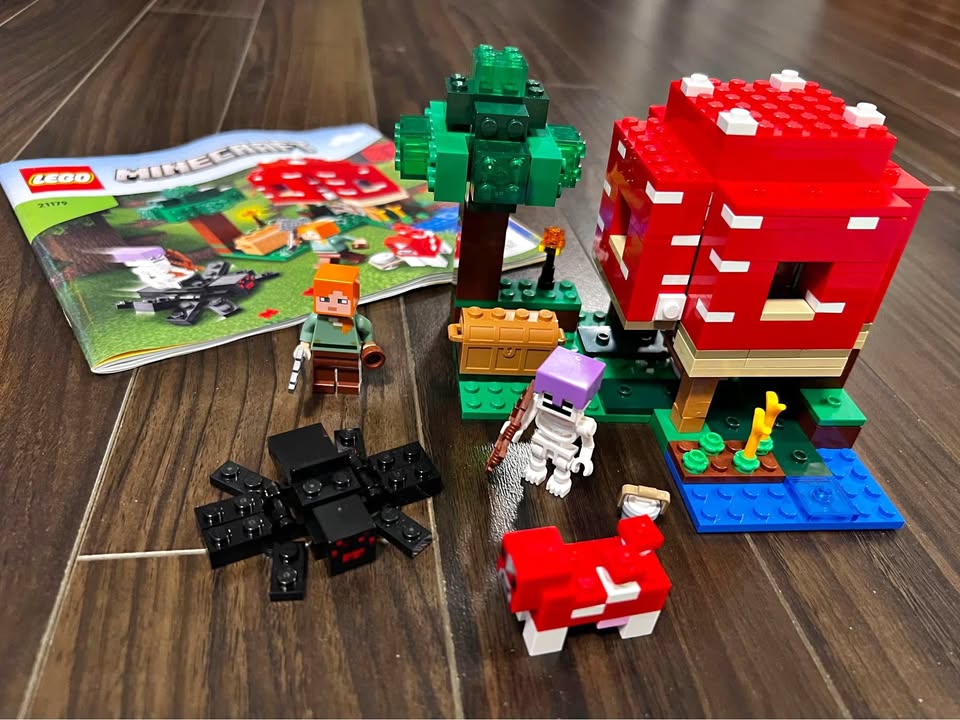 Lego Minecraft 21179