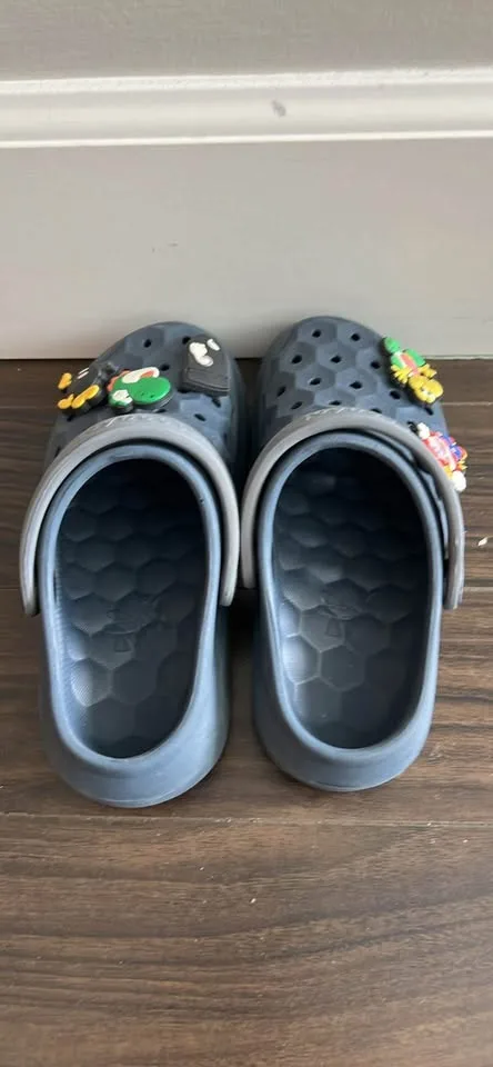 Joybees Clog (size C 10/11) image indicator(2)