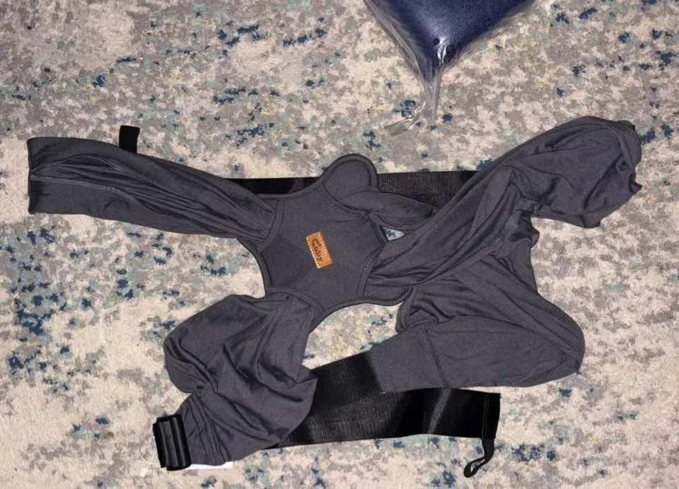 New CUBY Swaddle Carrier for Small Dogs image indicator(5)