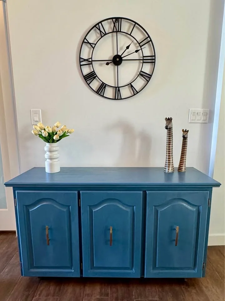 Beautiful Refinished Cabinet/ Sideboard Excellent Condition