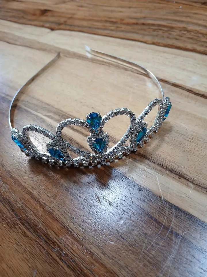 Tiara- adult size image indicator(3)