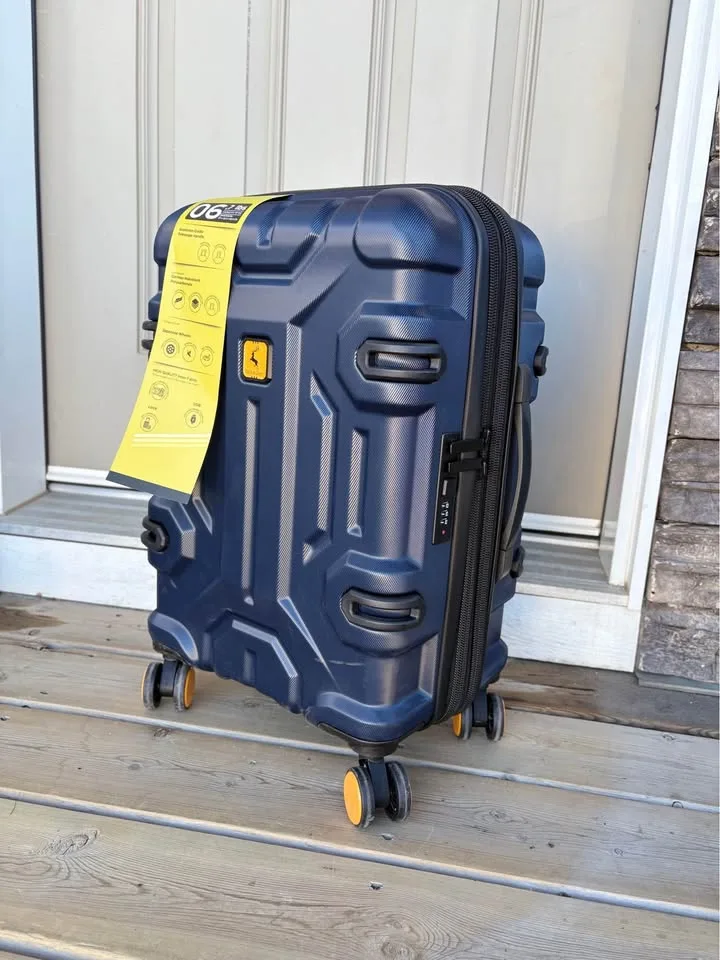 20” Brand New Carry on with Rugged Body $50 Each image indicator(4)