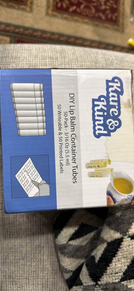 Lip balm container tubes - photo 2