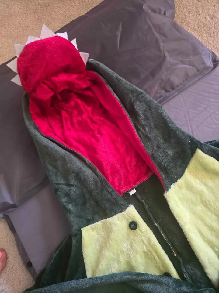 Brand New Dinosaur Onesie Pajama Costume – Size S 🦖💚 image indicator(4)