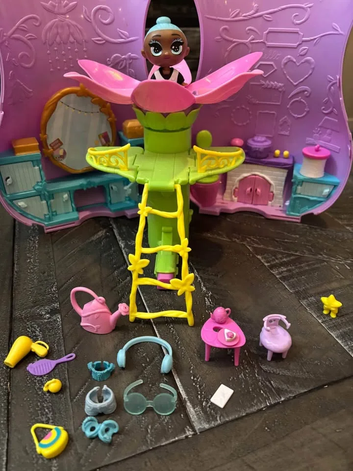 Blume Secret Surprise Garden image indicator(2)